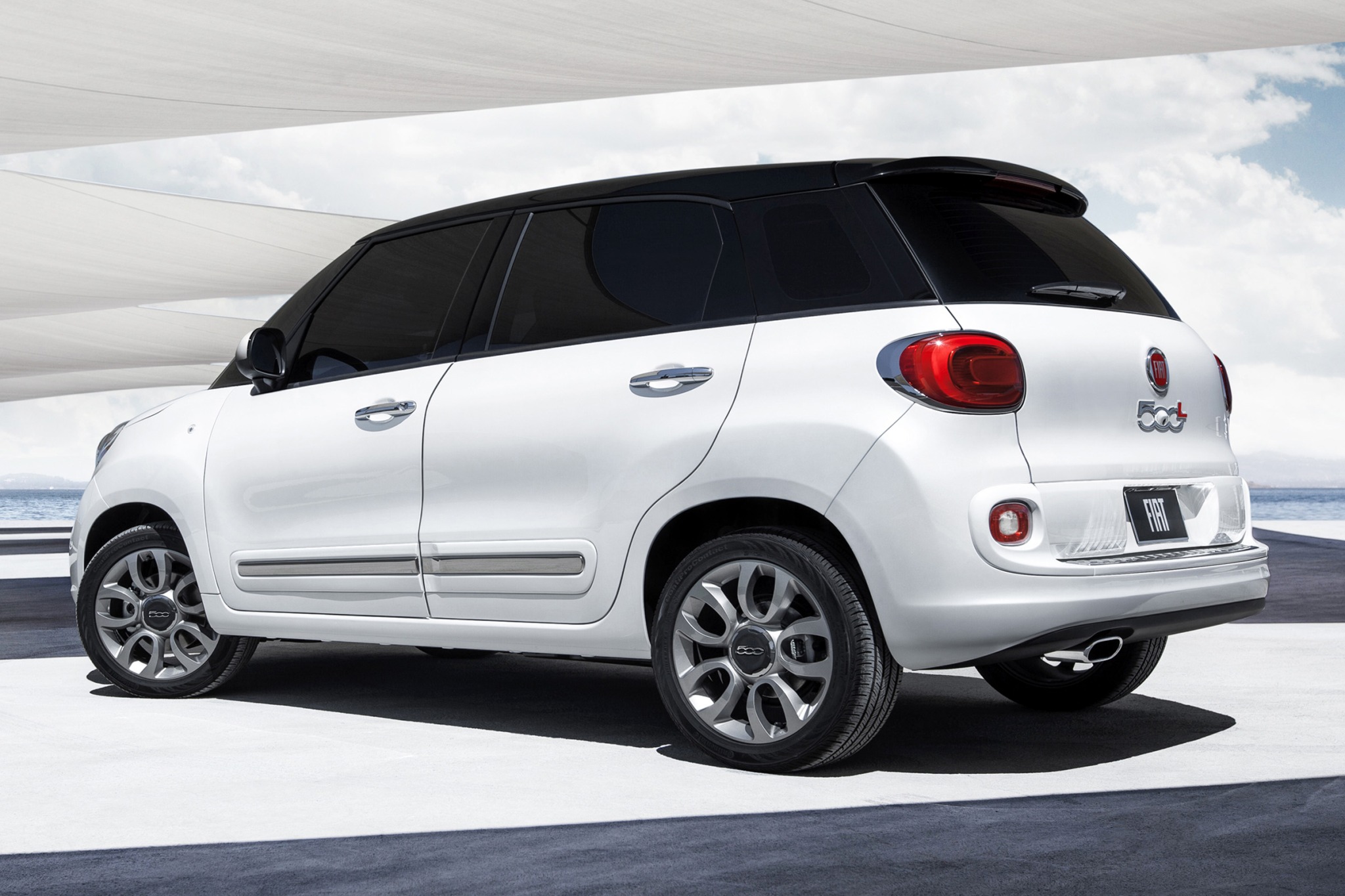 FIAT 500L Living 0.9l TwinAir 6MT (105 HP) 2013 Present